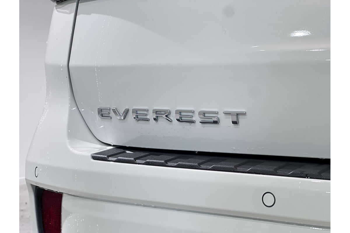 2024 Ford Everest Platinum