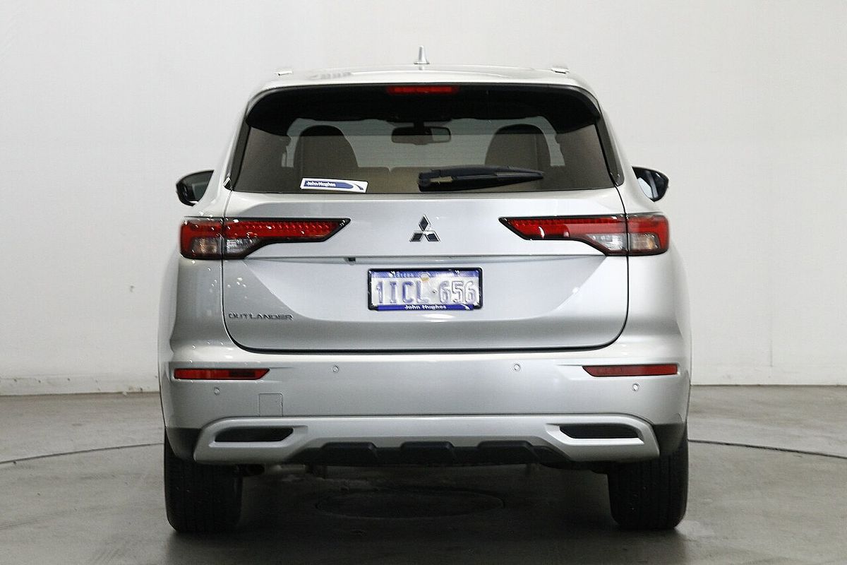 2023 Mitsubishi Outlander LS ZM