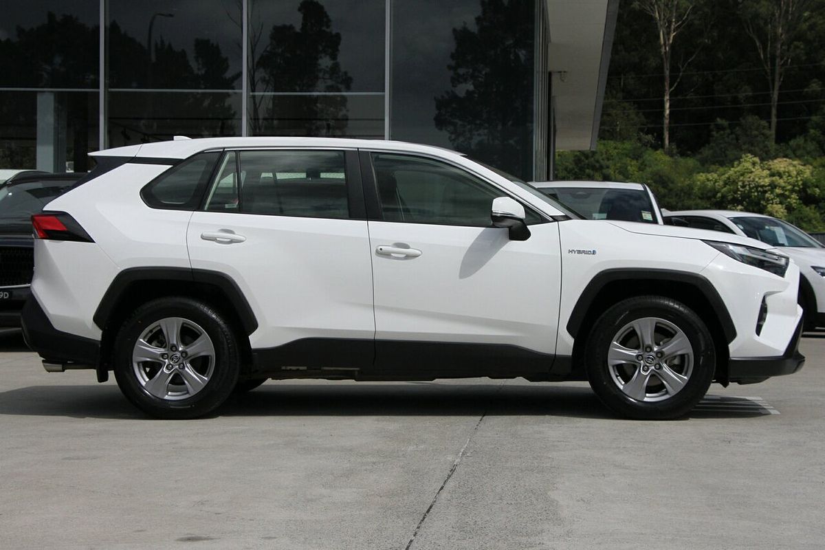 2022 Toyota RAV4 GXL AXAH54R