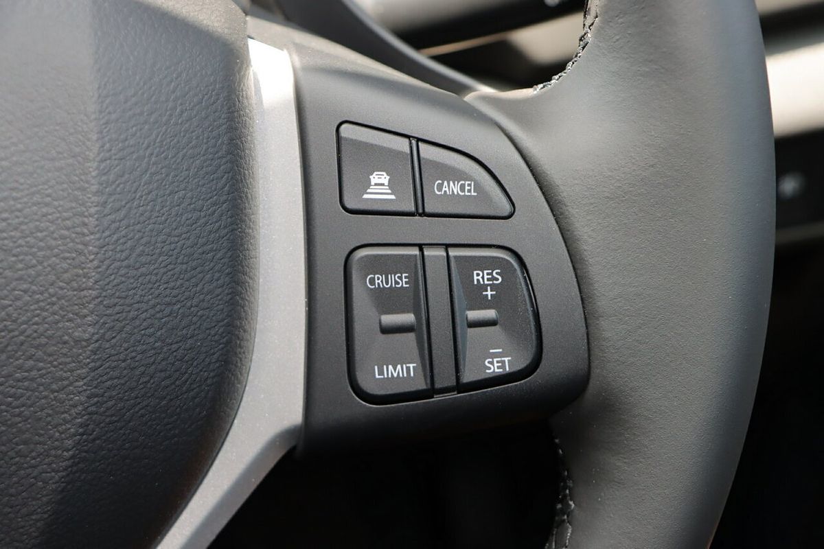 2023 Suzuki S-Cross Plus JYB