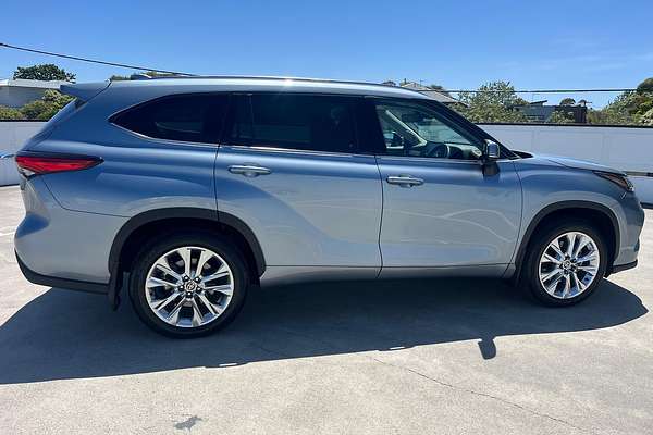 2022 Toyota Kluger Grande GSU75R