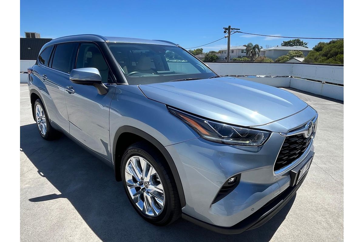 2022 Toyota Kluger Grande GSU75R