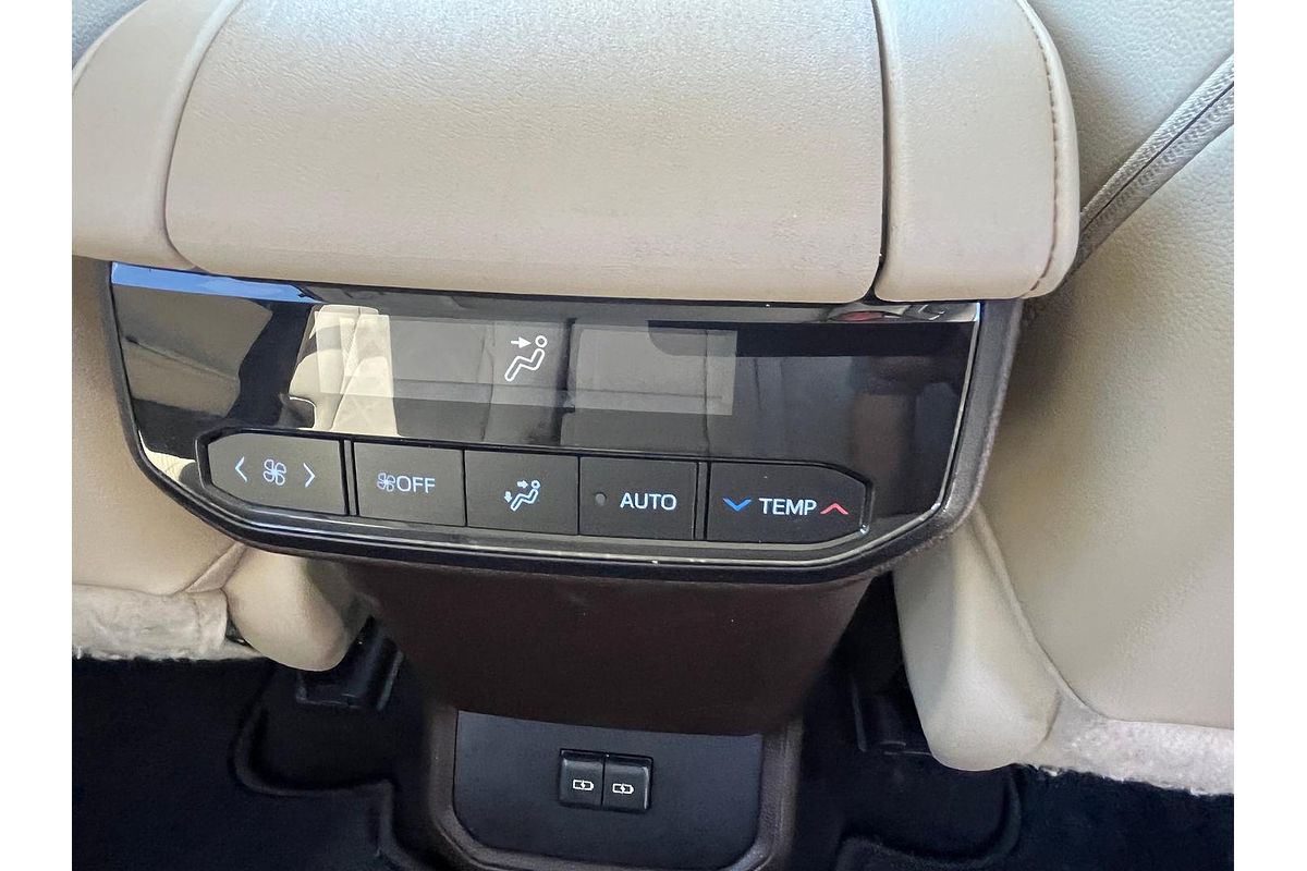 2022 Toyota Kluger Grande GSU75R
