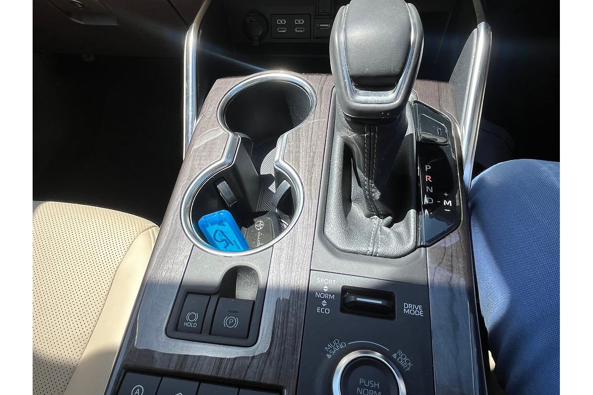 2022 Toyota Kluger Grande GSU75R