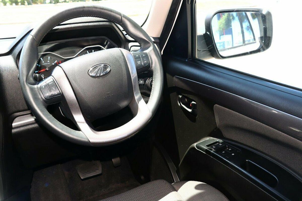 2022 Mahindra PIK-UP S11 4X4