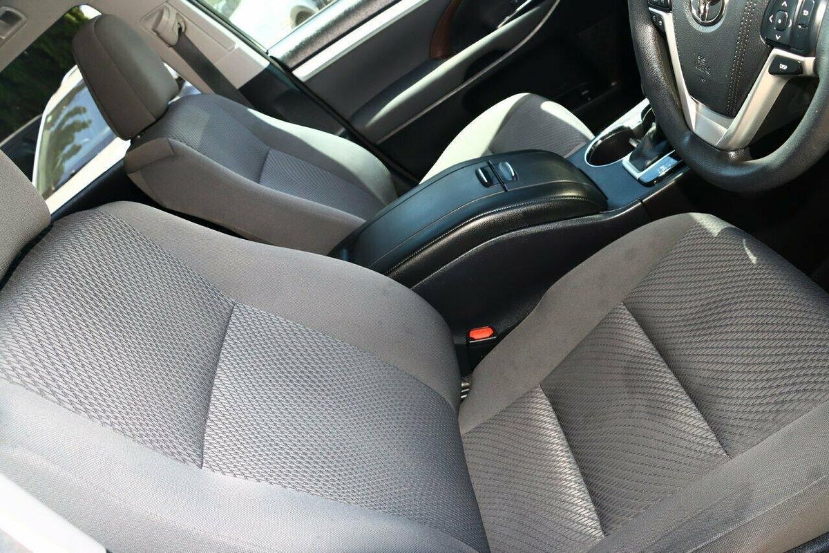 2015 Toyota Kluger GX GSU50R
