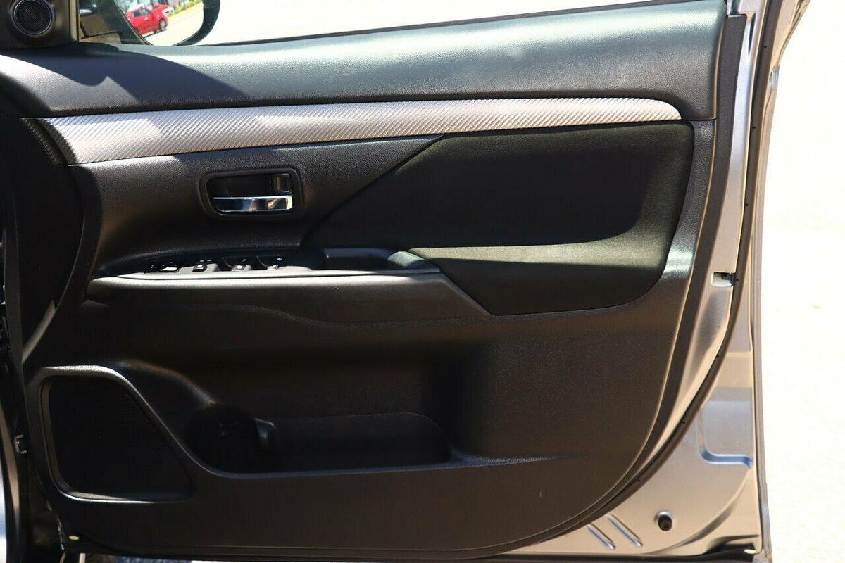 2016 Mitsubishi Outlander LS ZK