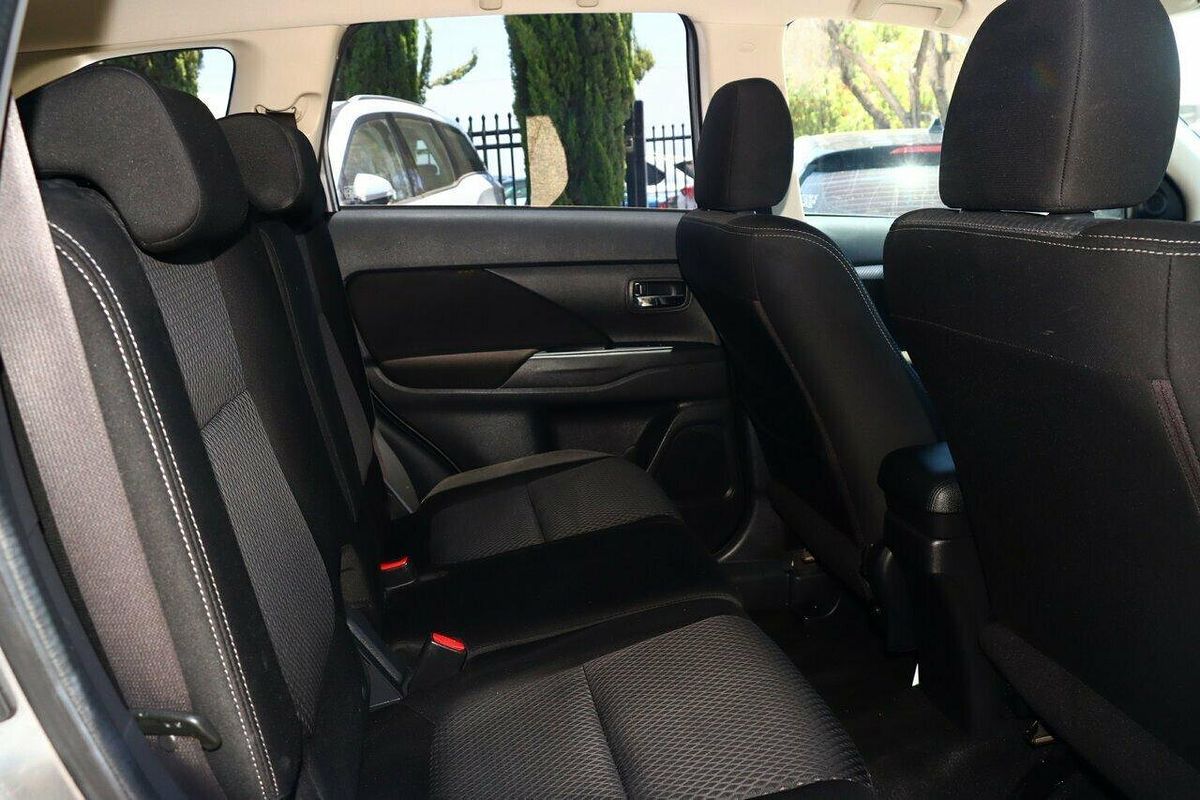 2016 Mitsubishi Outlander LS ZK