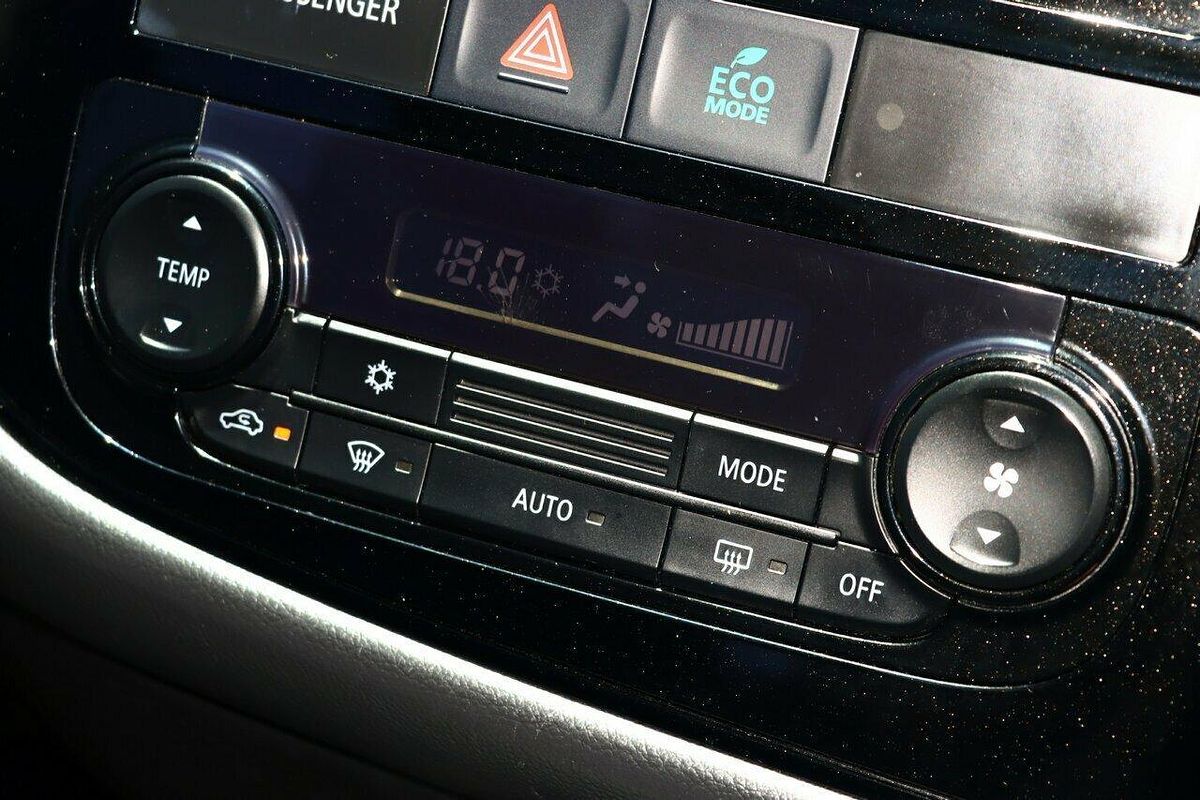 2016 Mitsubishi Outlander LS ZK