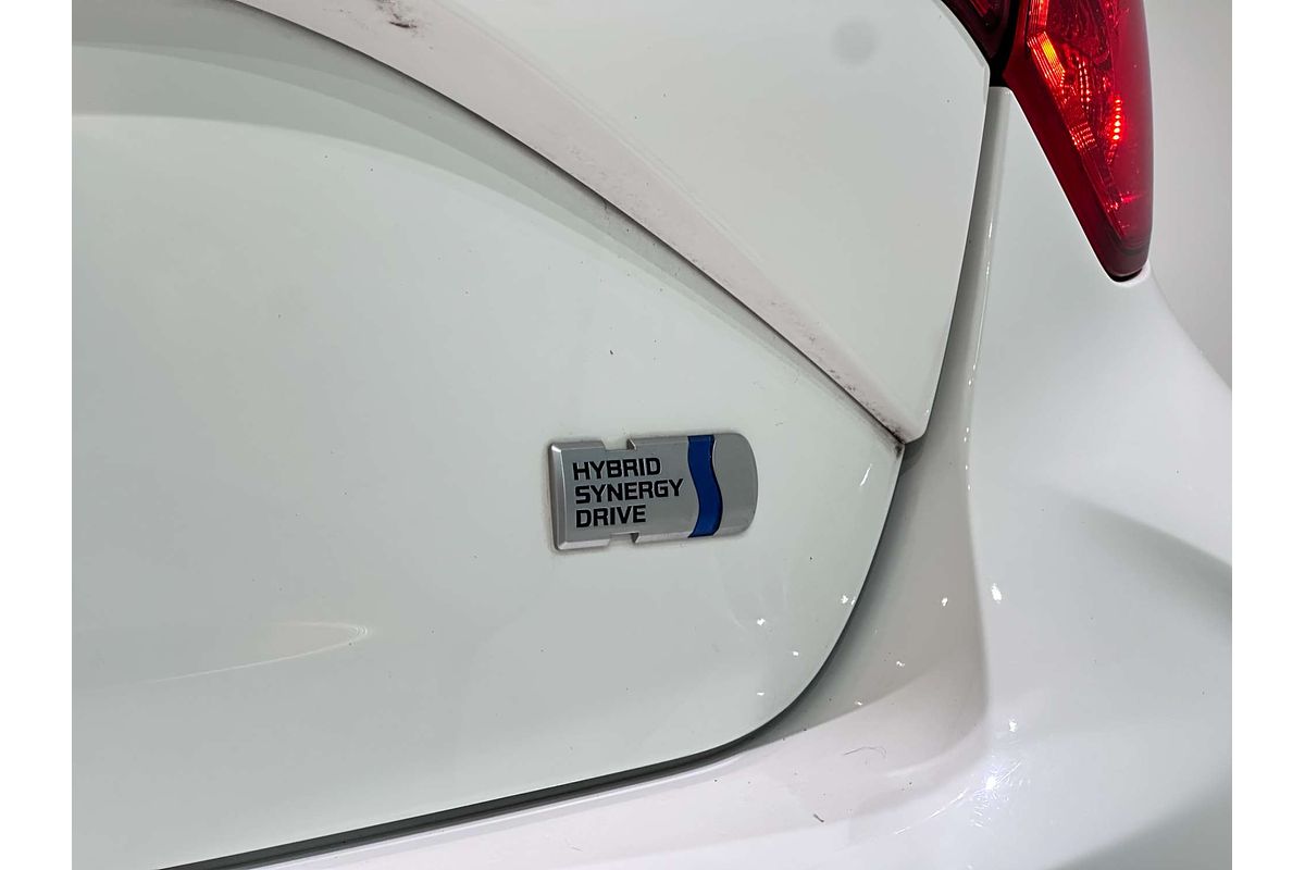 2019 Toyota Vitz Hybrid F NHP130