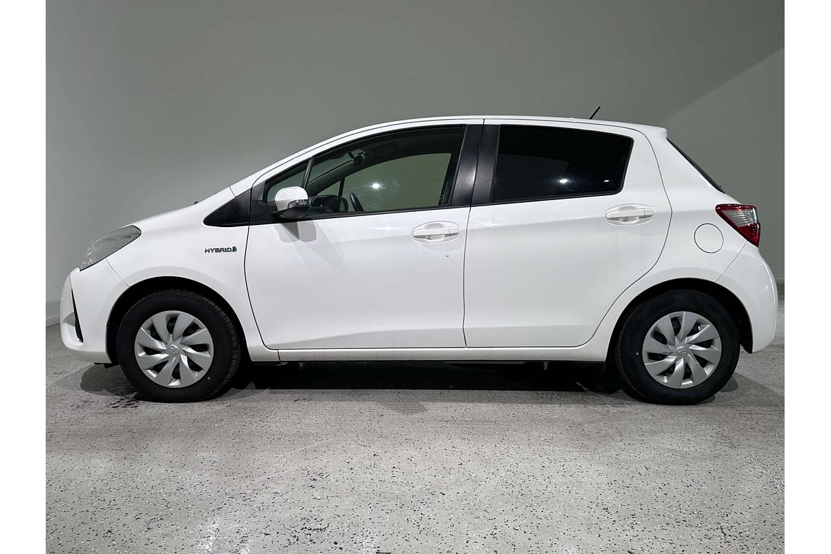 2019 Toyota Vitz Hybrid F NHP130