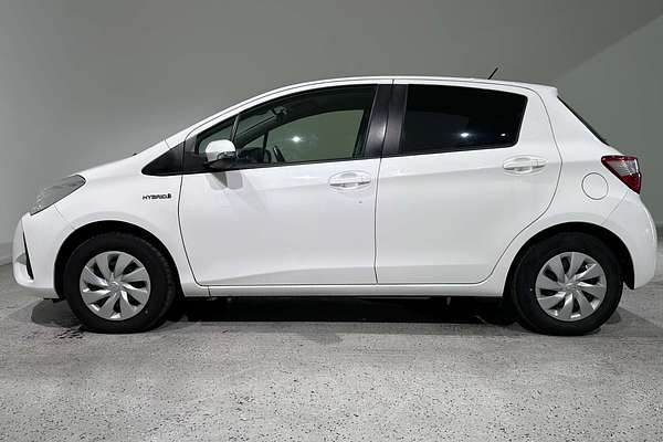 2019 Toyota Vitz Hybrid F NHP130