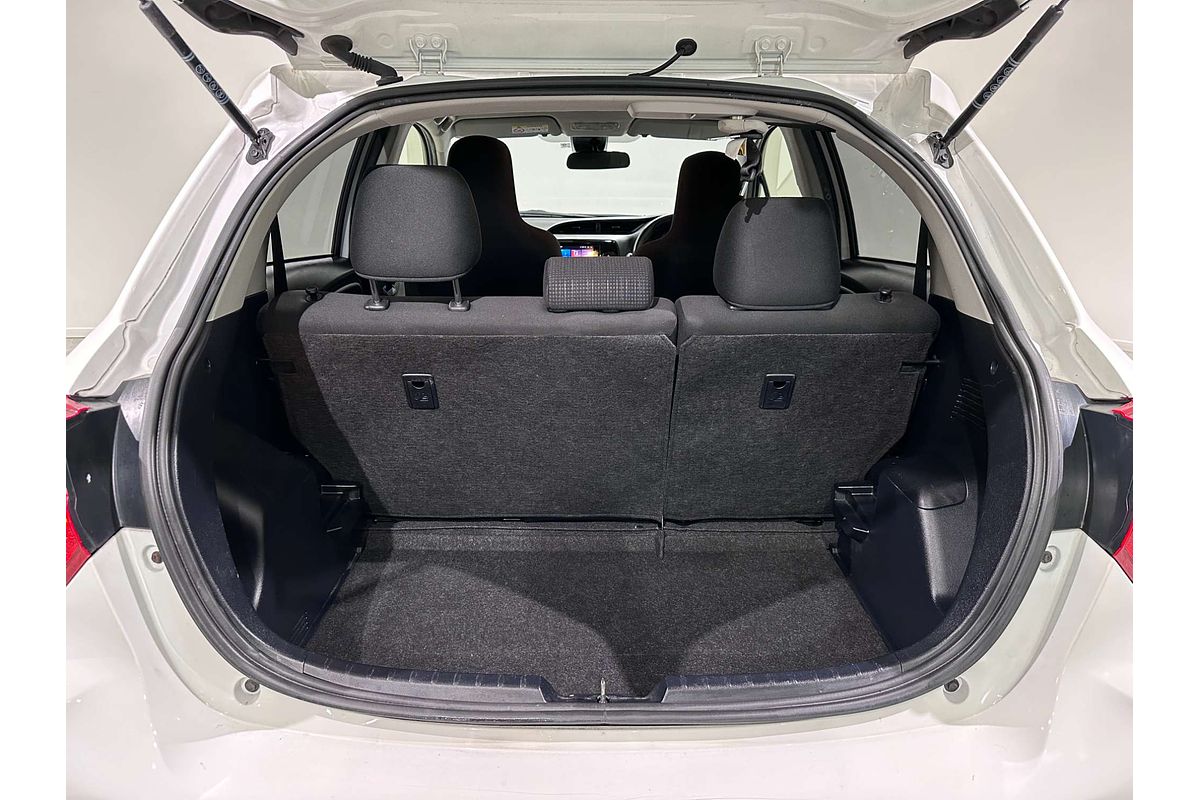 2019 Toyota Vitz Hybrid F NHP130