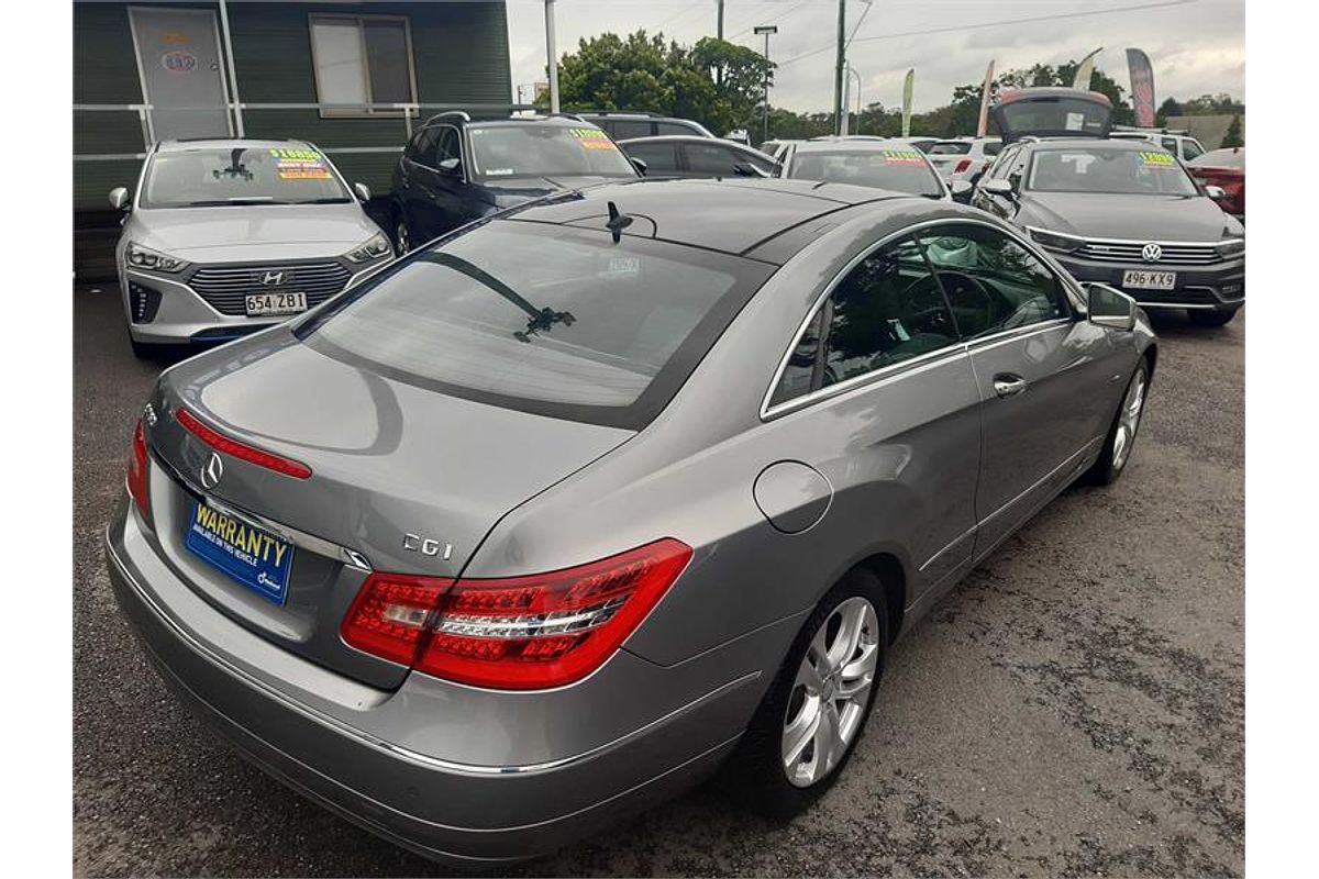 2010 Mercedes-Benz E250 CGI ELEGANCE 207