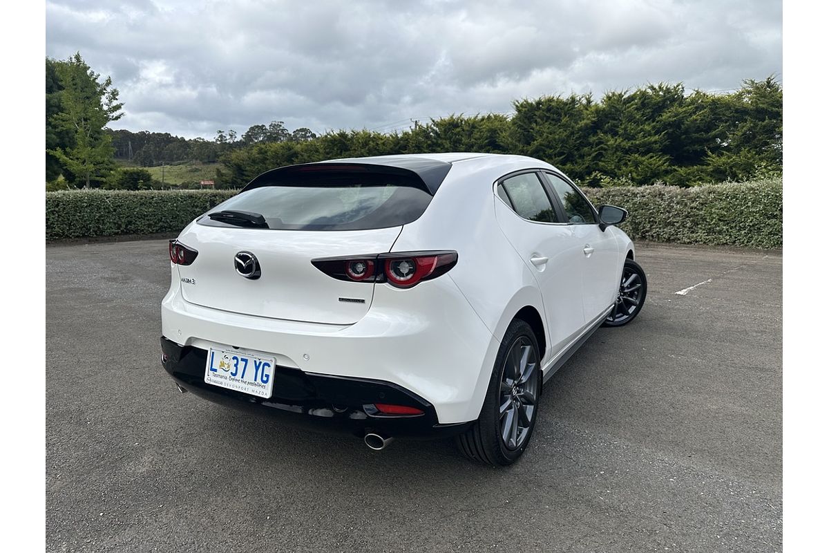 MAZDA3 R 6AUTO HATCH G20 EVOLVE VISION - MANAGERS DRIVEN CAR