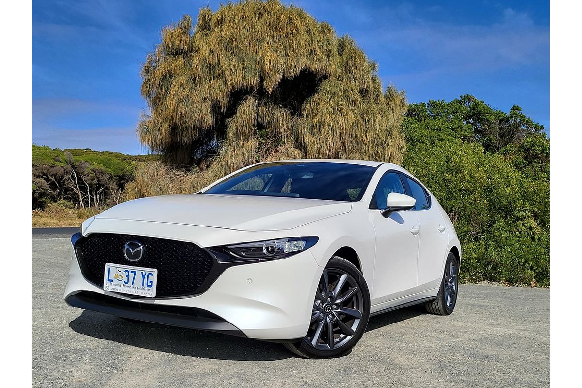 MAZDA3 R 6AUTO HATCH G20 EVOLVE VISION - MANAGERS DRIVEN CAR