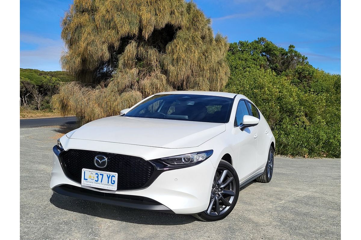 MAZDA3 R 6AUTO HATCH G20 EVOLVE VISION - MANAGERS DRIVEN CAR