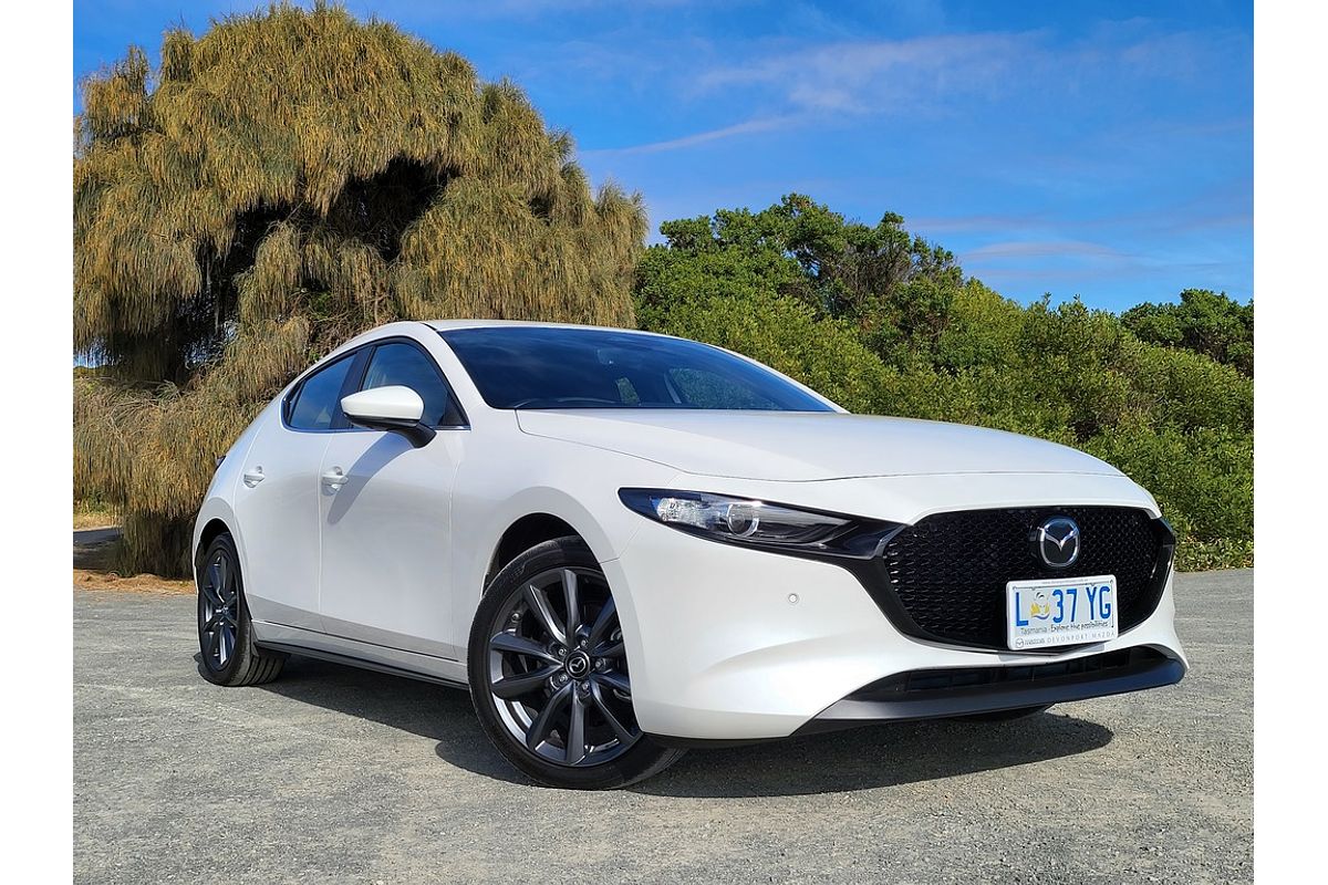 MAZDA3 R 6AUTO HATCH G20 EVOLVE VISION - MANAGERS DRIVEN CAR
