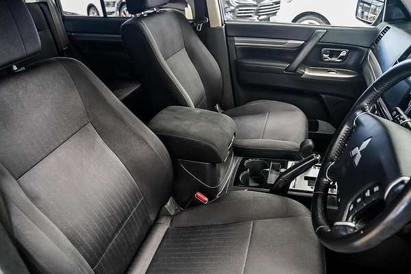 2019 Mitsubishi Pajero GLX NX