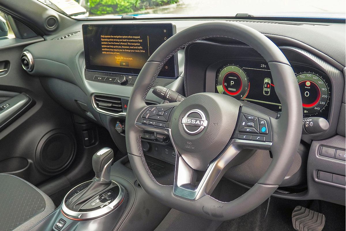 2024 Nissan JUKE ST-L F16