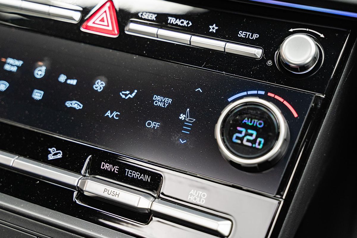 2024 Hyundai Santa Fe Hybrid Calligraphy MX5.V1