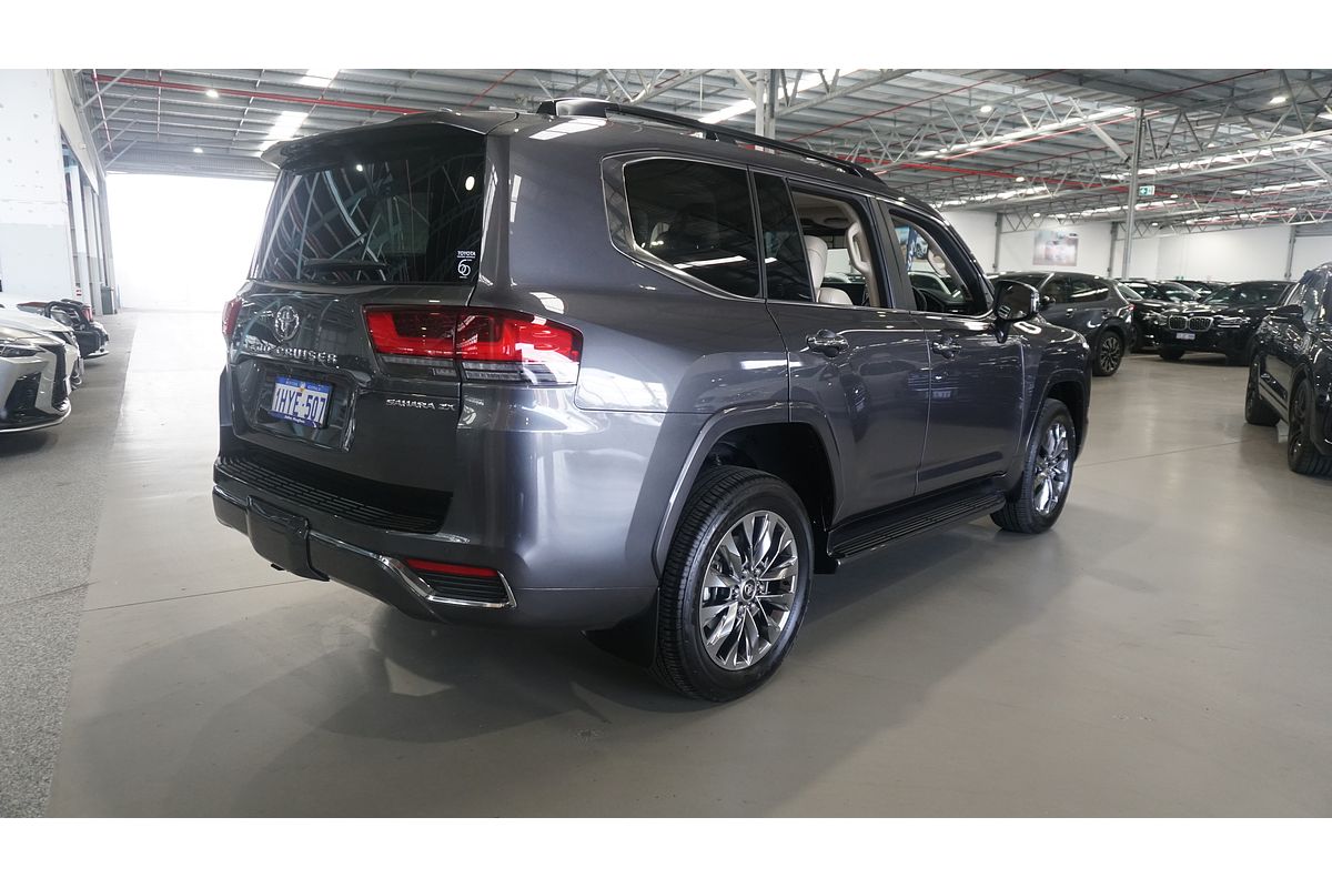 2023 Toyota Landcruiser Sahara ZX FJA300R