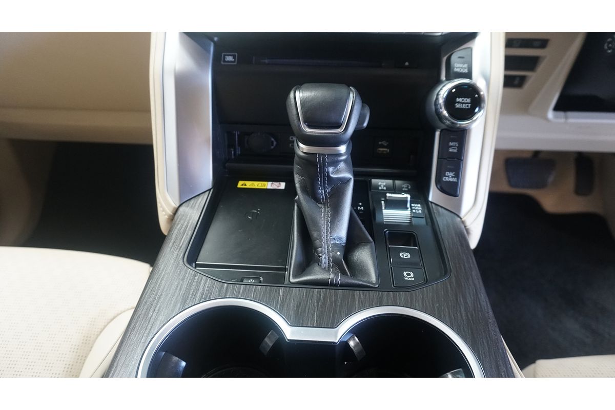 2023 Toyota Landcruiser Sahara ZX FJA300R