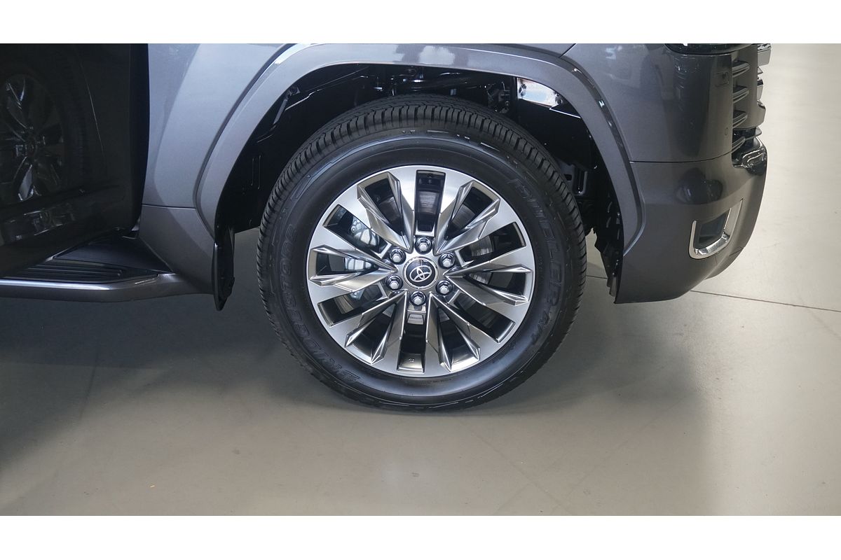 2023 Toyota Landcruiser Sahara ZX FJA300R