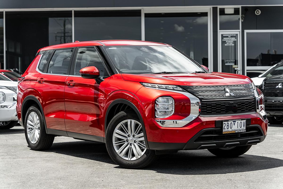 2024 Mitsubishi Outlander ES ZM