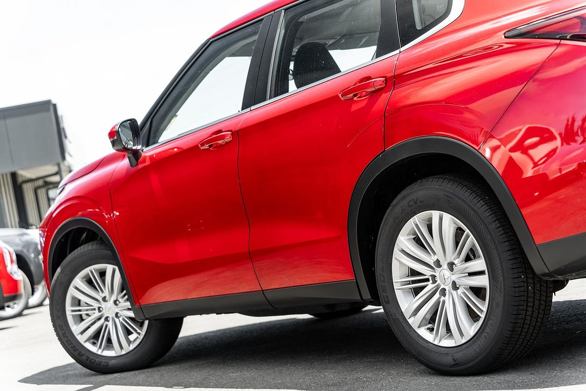 2024 Mitsubishi Outlander ES ZM