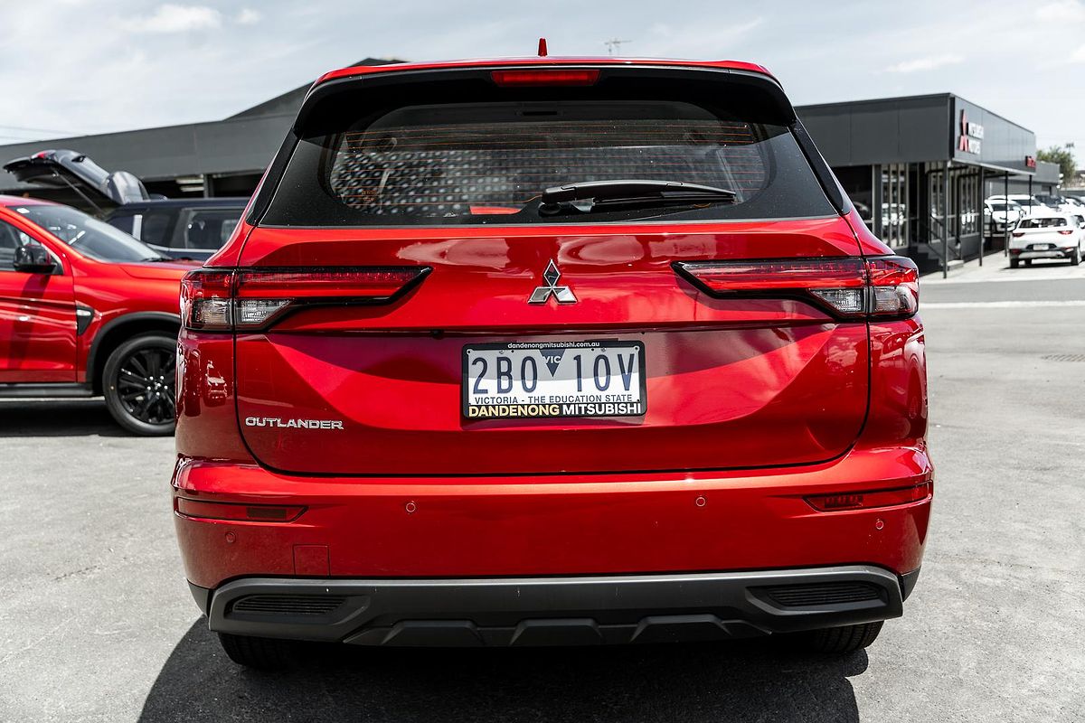 2024 Mitsubishi Outlander ES ZM