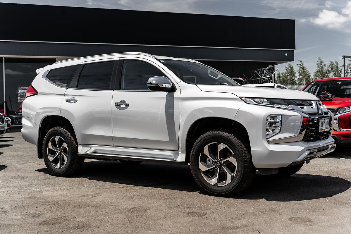 2024 Mitsubishi Pajero Sport GLS QG