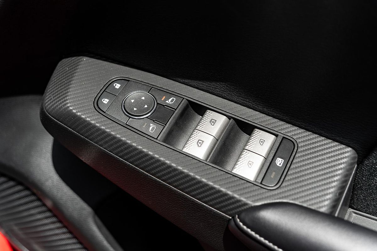 2024 Mitsubishi Outlander ES ZM