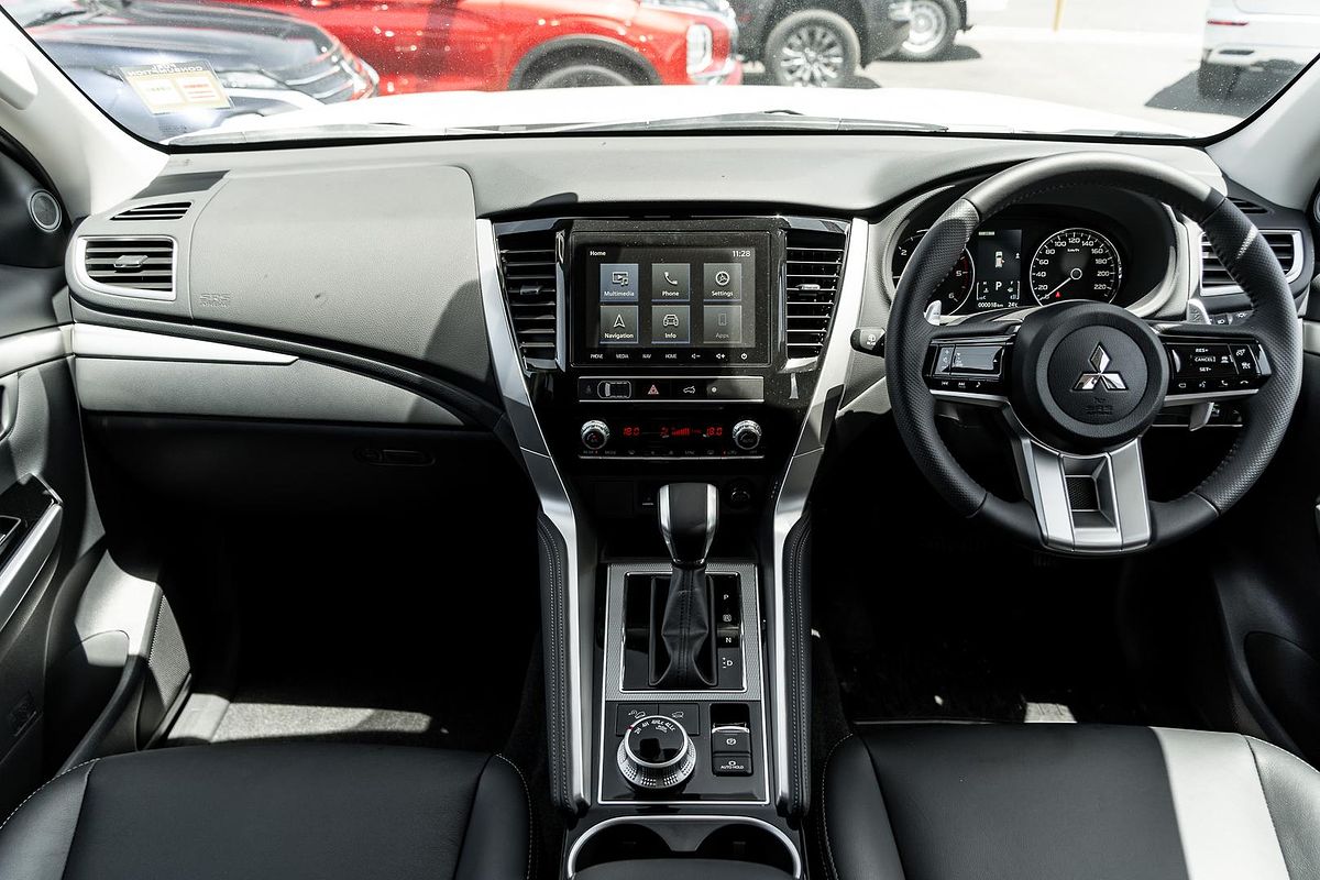 2024 Mitsubishi Pajero Sport GLS QG