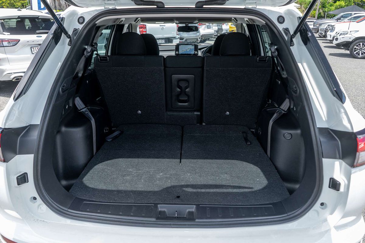 2022 Mitsubishi Outlander LS ZM