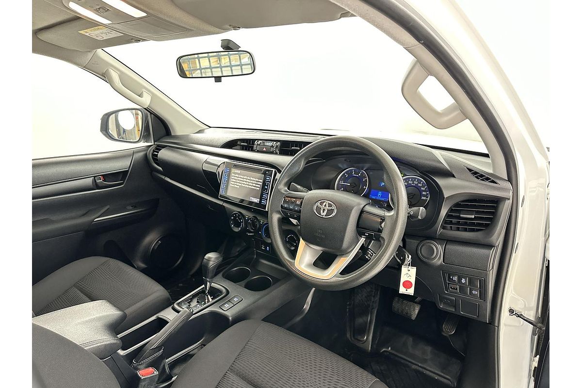 2018 Toyota Hilux SR GUN126R 4X4