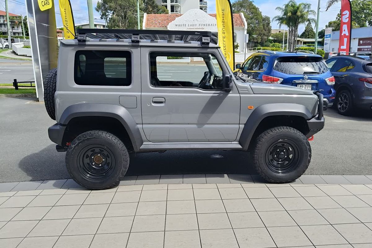 2023 Suzuki Jimny GLX GJ