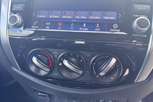 2024 Nissan Navara SL D23 4X4