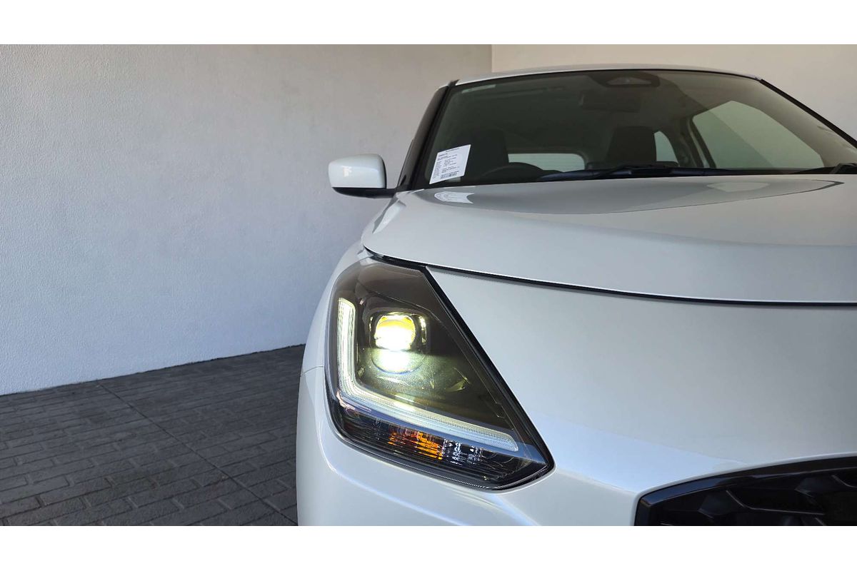2024 Suzuki Swift Hybrid UZ