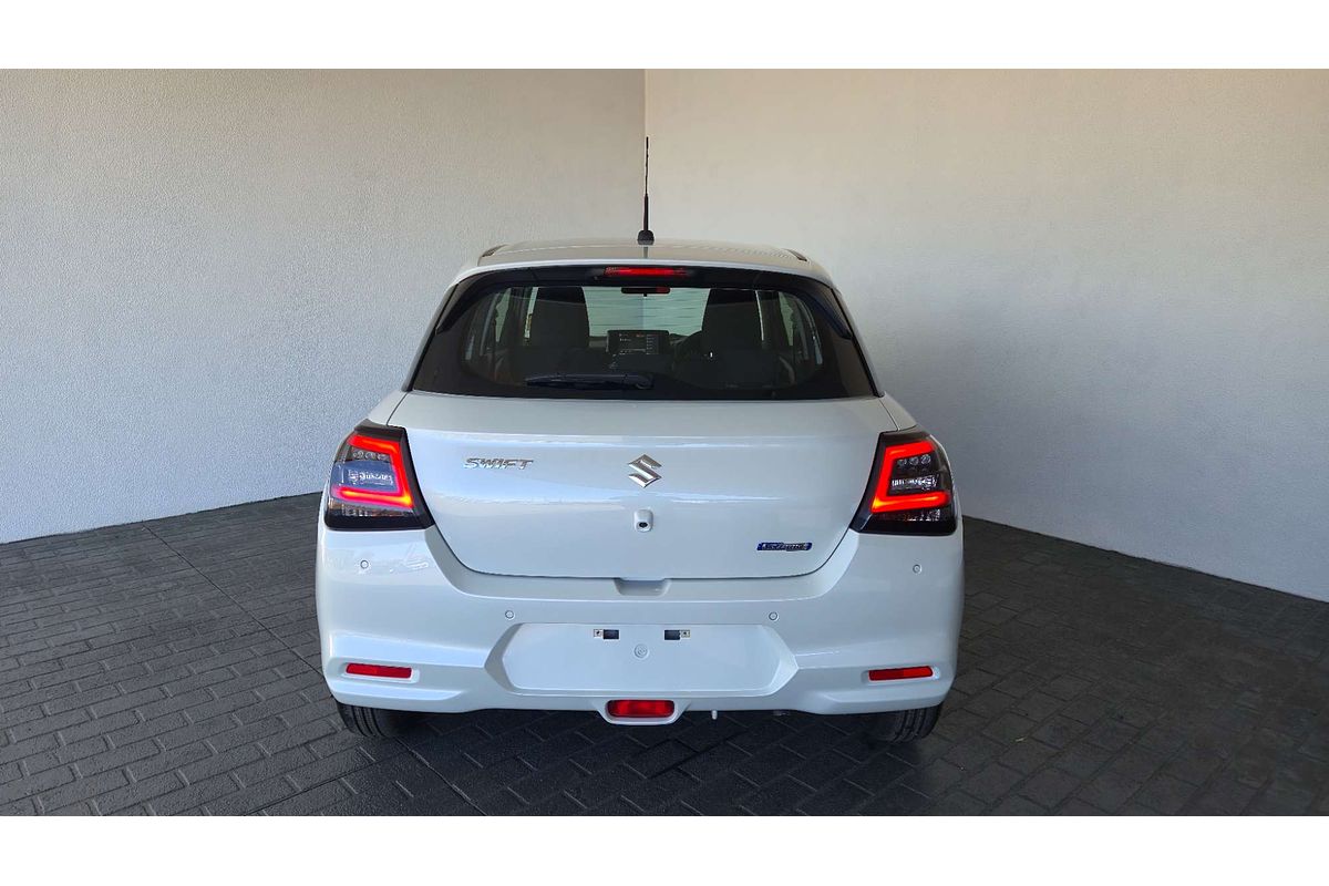 2024 Suzuki Swift Hybrid UZ