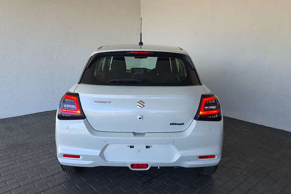 2024 Suzuki Swift Hybrid UZ