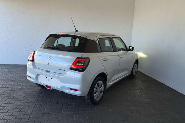 2024 Suzuki Swift Hybrid UZ