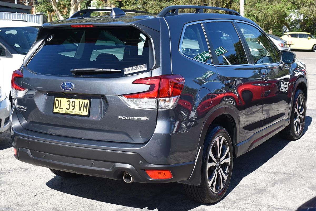 2023 Subaru Forester 2.5i Premium S5