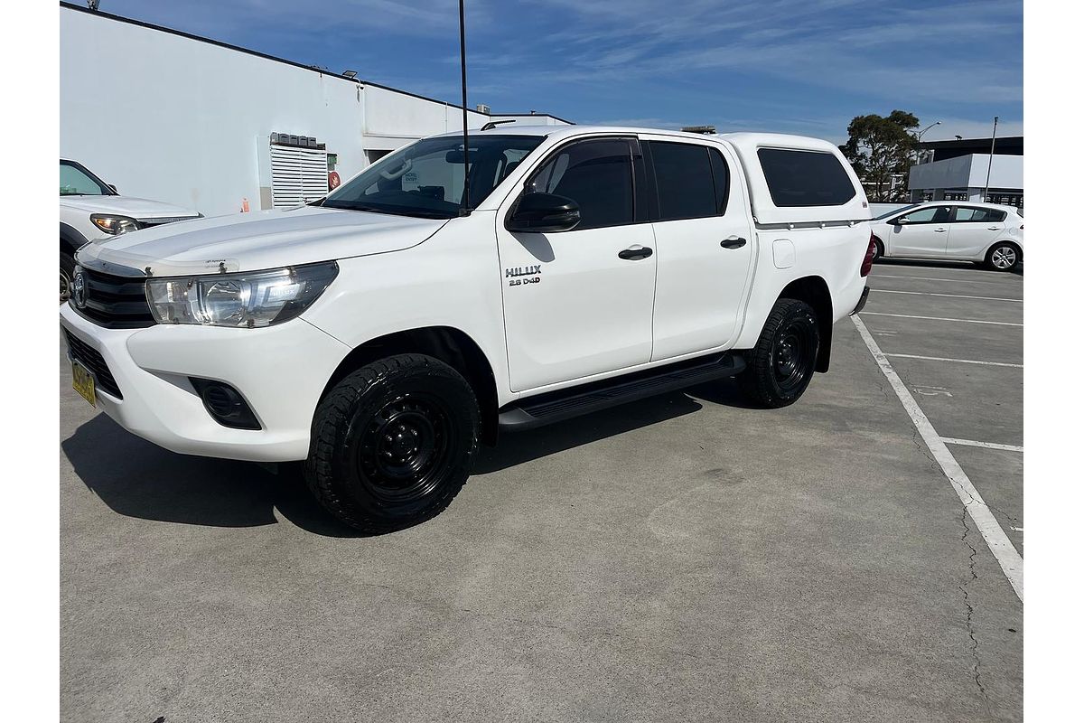 2018 Toyota Hilux SR GUN126R 4X4