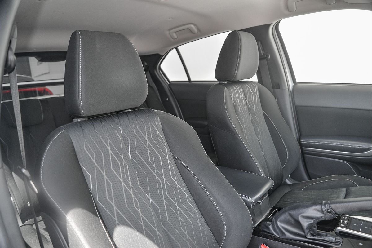 2019 Mitsubishi Eclipse Cross Black Edition YA