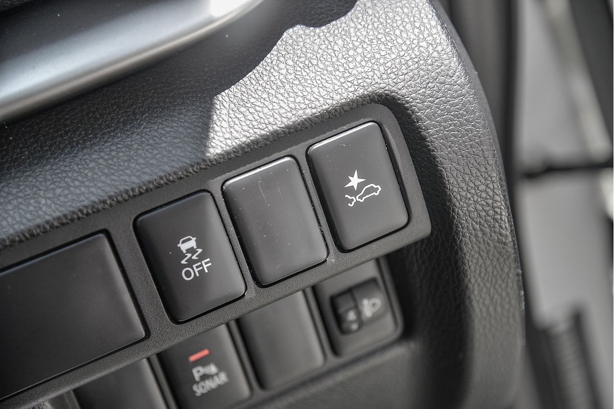 2019 Mitsubishi Eclipse Cross Black Edition YA