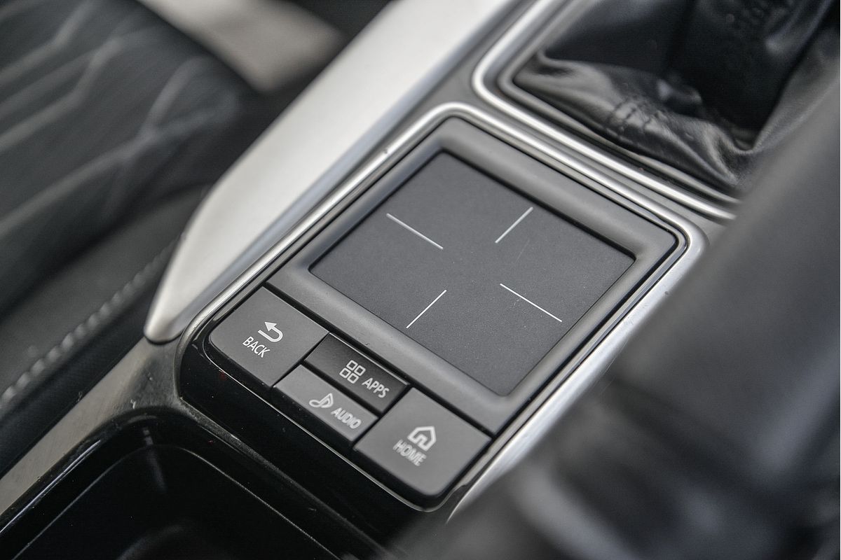 2019 Mitsubishi Eclipse Cross Black Edition YA