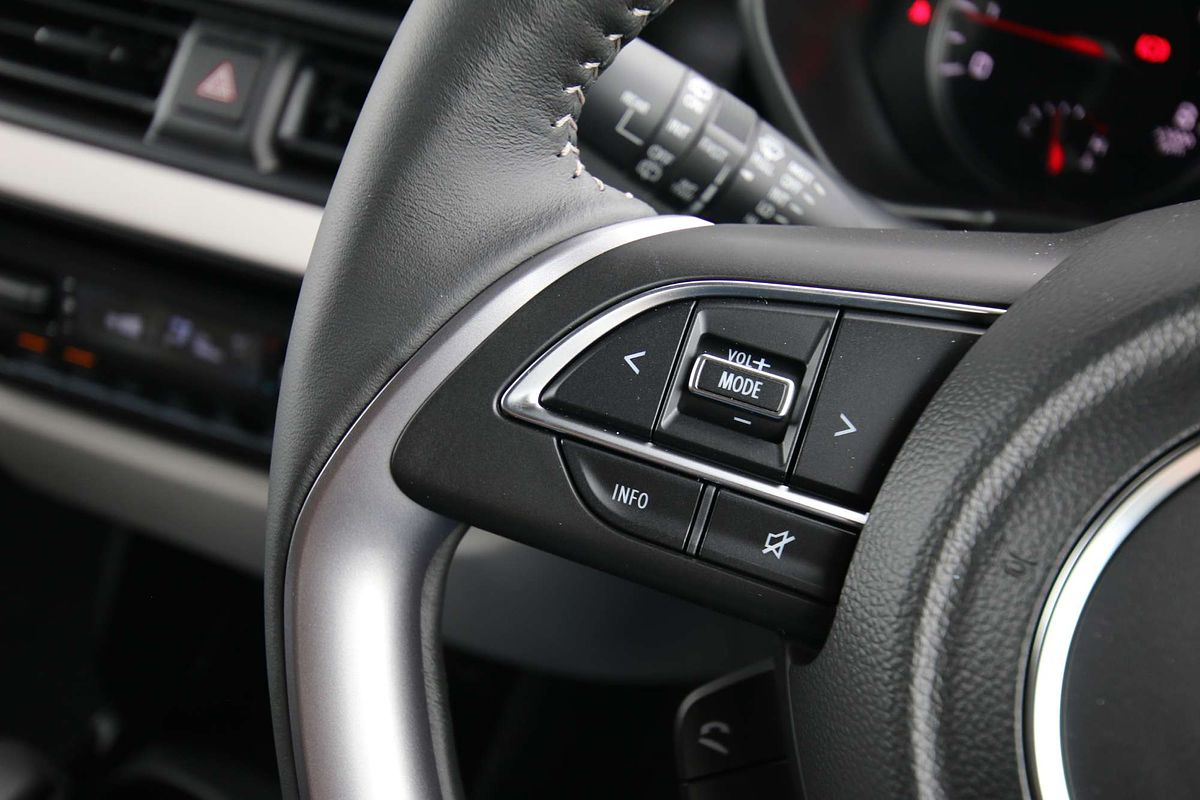 2024 Suzuki Swift Hybrid Plus UZ