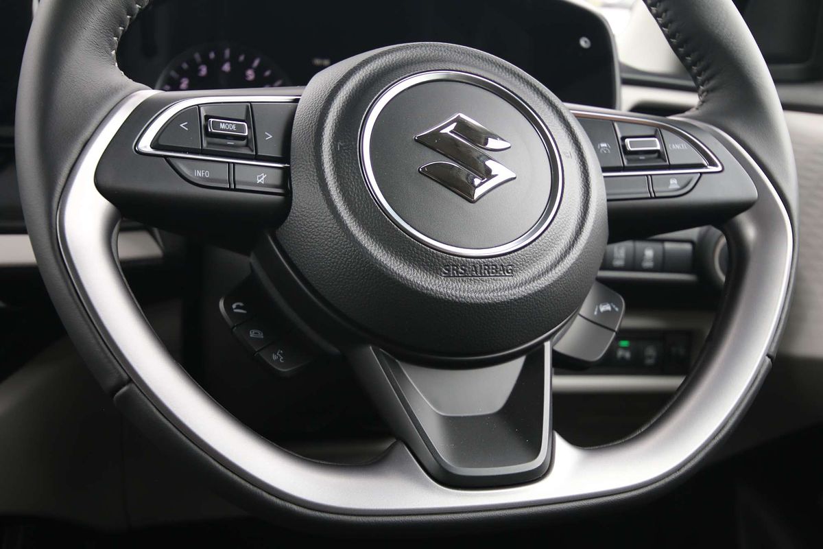 2024 Suzuki Swift Hybrid Plus UZ