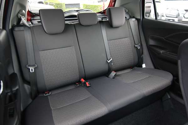 2024 Suzuki Swift Hybrid Plus UZ